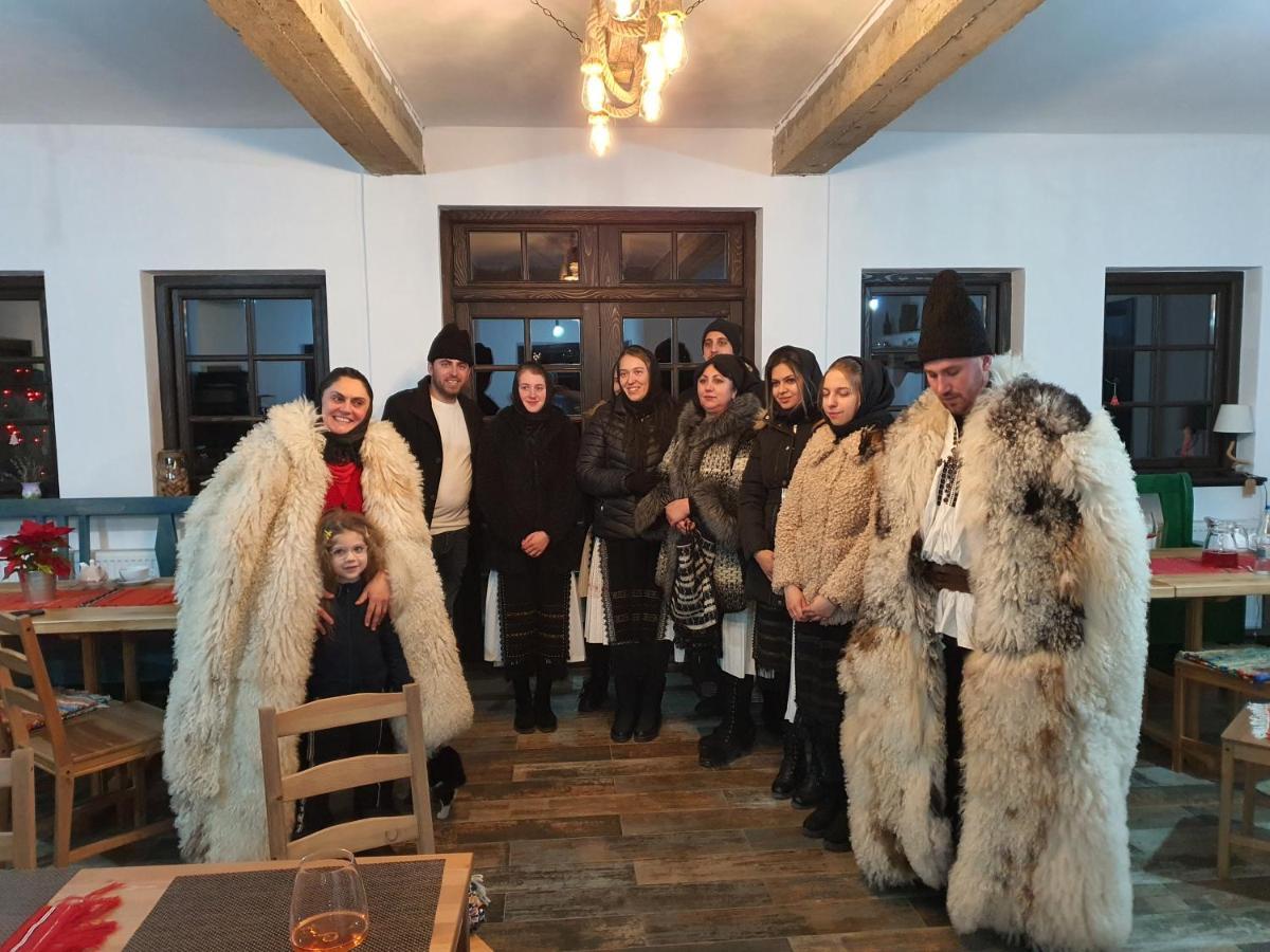 Ograda Bunicilor Villa Baia de Fier Dış mekan fotoğraf